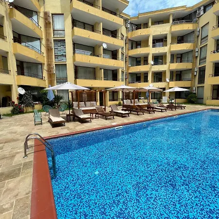Complex Sands Apartment