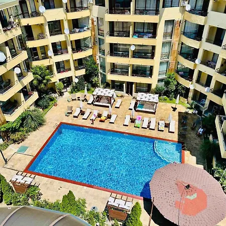 Apartment Complex Sands