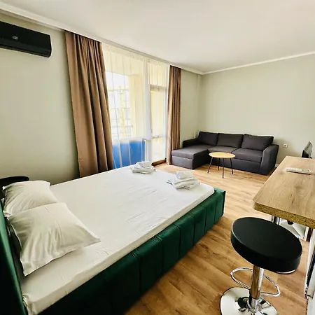 Complex Sands * Slantschew brjag