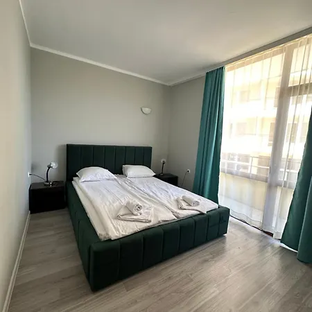 Apartment Complex Sands