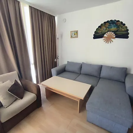 Complex Sands Apartment