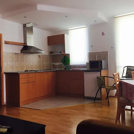 Apartment Complex Sands